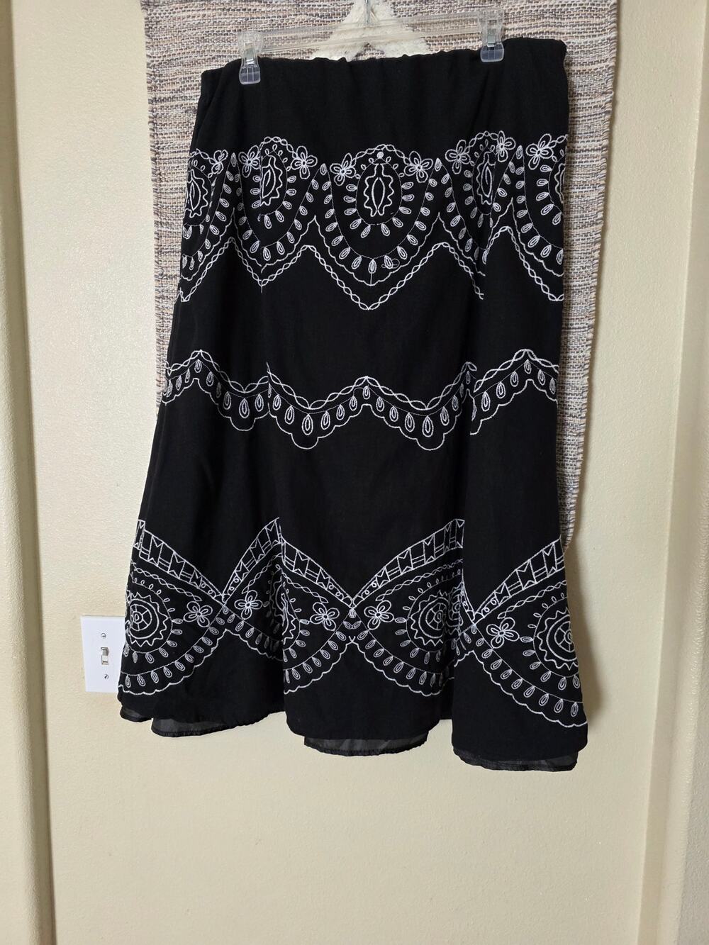 Sara Isabella Skirt XL Black White Embroidered Bandana Paisley Boho Maxi linen